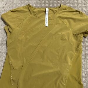 lululemon athletica Yellow Short Sleeve Tee